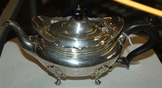 Edwardian silver oval teapot with ebonised handle, London 1908